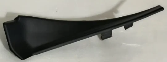 2014 - 2020 NISSAN ROGUE PAIR OF FRONT FENDER COVER FILLER TRIM RH