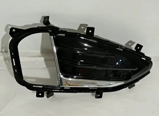 2019 - 2022 Ford Edge Fog Light Lamp Cover RH