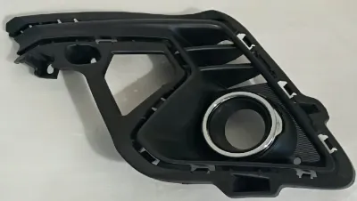 2021 - 2023 Kia Rio FRONT Bumper Fog Lamp Cover RH