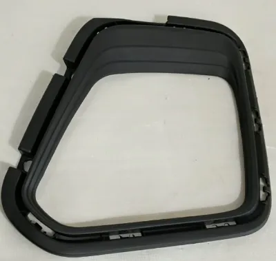2020 - 2022 KIA Soul Front Headlight Molding Right Passenger Side RH
