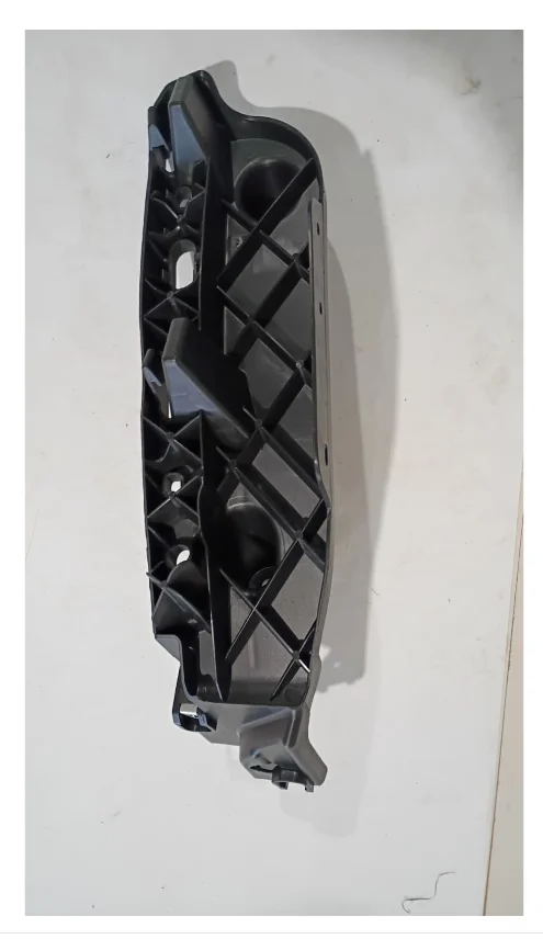 2014 - 2020 Dodge Durango Front Bumper Fascia Bracket Passenger Side Cover RH