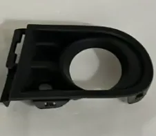 2021 - 2023 Chevy Trailblazer Front Right Side Fog Lamp Bezel with Fog L Hole RH