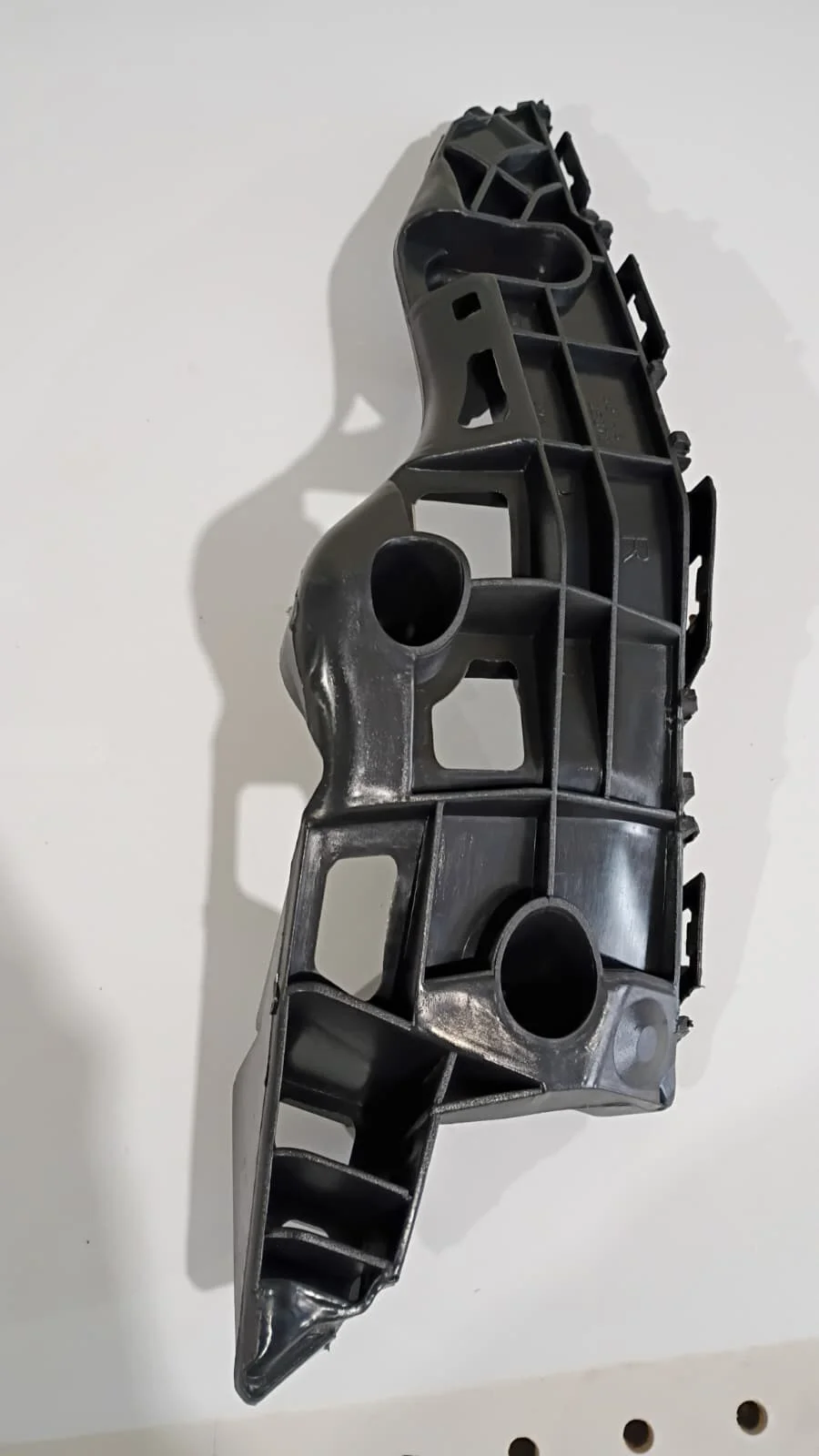 2014 - 2016 Toyota Highlander FRONT BUMPER COVER SIDE SUPPORT