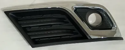 2013 - 2017 Chevy Traverse Fog Light Bezel Cover w/trim Right Passenger Side WITH FOG LMAP HOLE RH