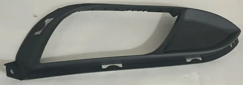 2014 - 2016 Kia Forte Fog Lamp Light Cover Passenger Side RH