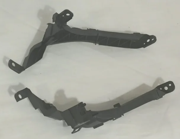 2007 - 2011 HONDA CRV Front Headlight Bracket Bumper Beam Mount Support  R/L
