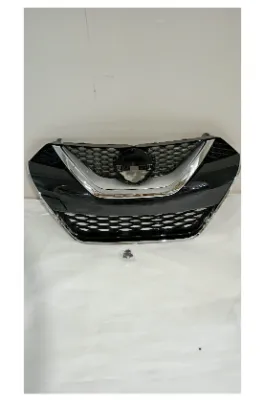 2016 - 2018 Nissan Maxima Front Upper Bumper Grille Black w/Chrome Trim