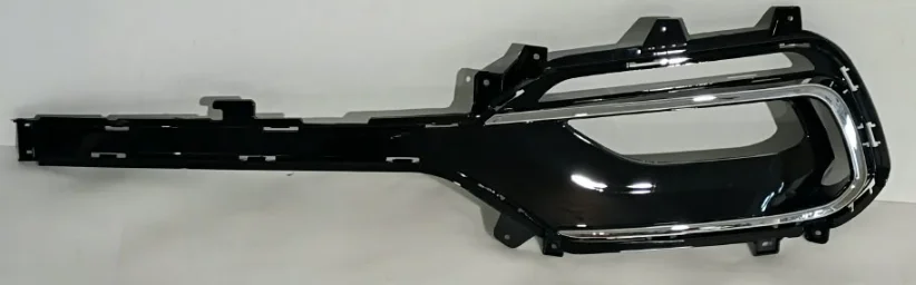 2017 - 2018 Hyundai Santa Fe Sport Front Bumper Fog Light Bezel Driver Left LH