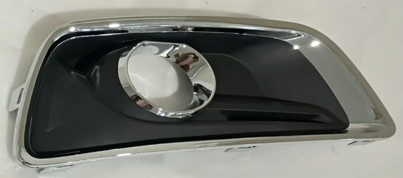 2013 Chevy Malibu Fog Light Cover Right Side Bezel Chrome/Black RH